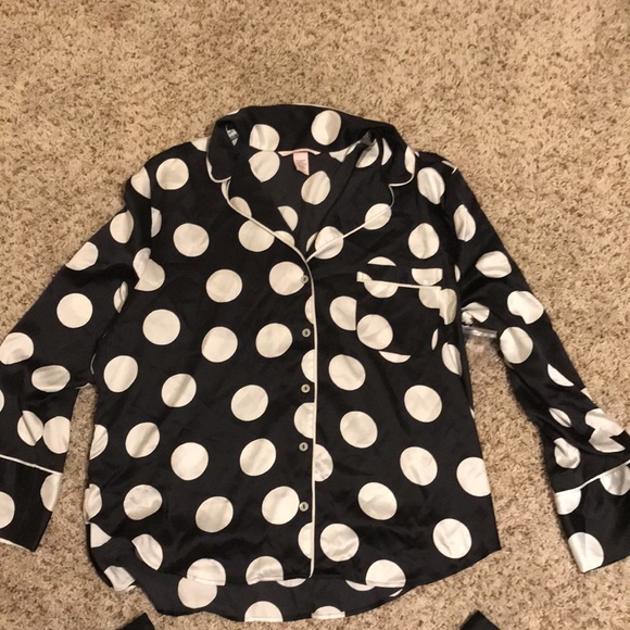 Victoria’s Secret - NWT -black and white long pj set - size Large - Picture 2 of 12